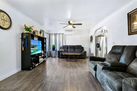 2365 Eureka Way, Redding, CA 96001 photo 3