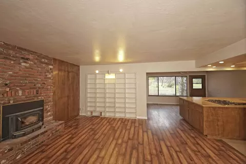 8440 Redbank Rd, Redding, CA 96001 photo 23