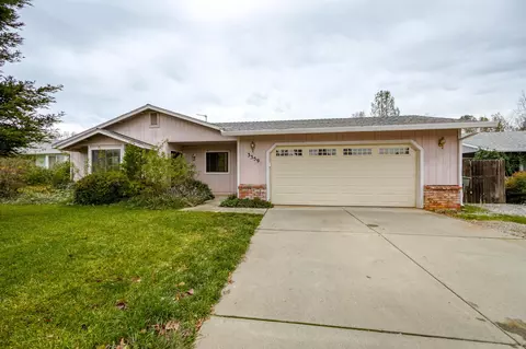 3359 Billings Dr, Redding, CA 96002 photo 1