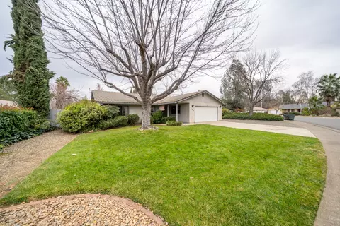 1580 Arroyo Manor Dr, Redding, CA 96003 photo 2