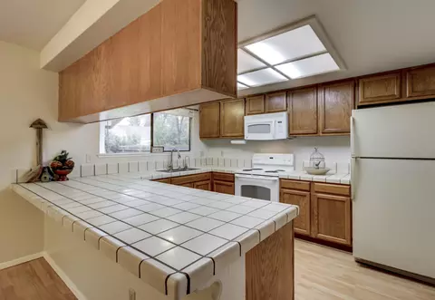 1032 Belcrest Dr, Redding, CA 96003 photo 7