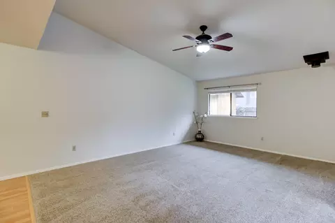 1032 Belcrest Dr, Redding, CA 96003 photo 4