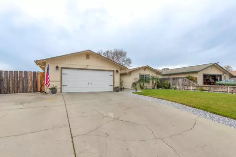 2105 Walbridge St, Red Bluff, CA 96080 photo 3