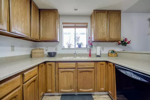 20248 Mosswood Ln, Redding, CA 96002 photo 12