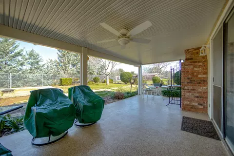 20248 Mosswood Ln, Redding, CA 96002 photo 6