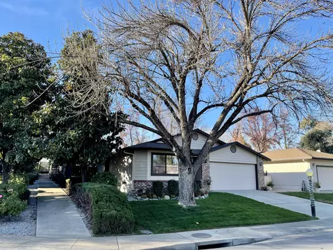 2138 Renoir Path, Redding, CA 96001 photo 2