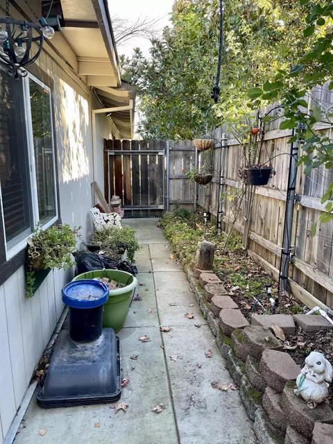 2138 Renoir Path, Redding, CA 96001 photo 22