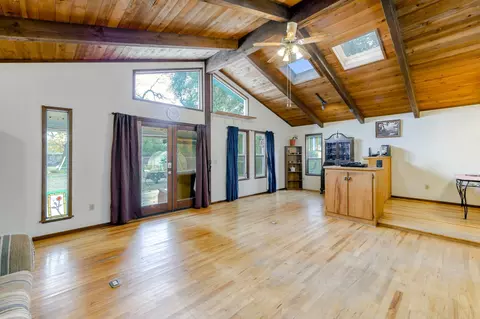 6760 W Waverly Ave, Redding, CA 96001 photo 9