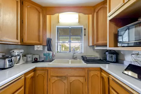 6760 W Waverly Ave, Redding, CA 96001 photo 19
