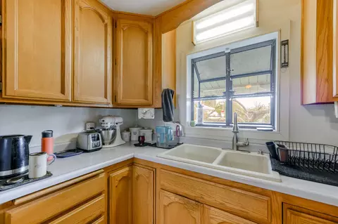 6760 W Waverly Ave, Redding, CA 96001 photo 20