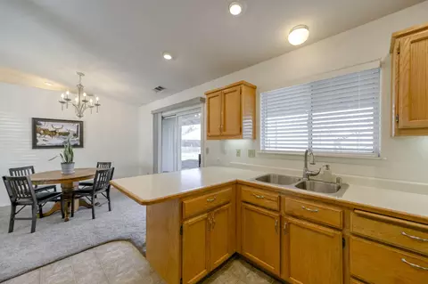 1436 Richland Way, Redding, CA 96003 photo 10