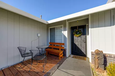 1436 Richland Way, Redding, CA 96003 photo 3