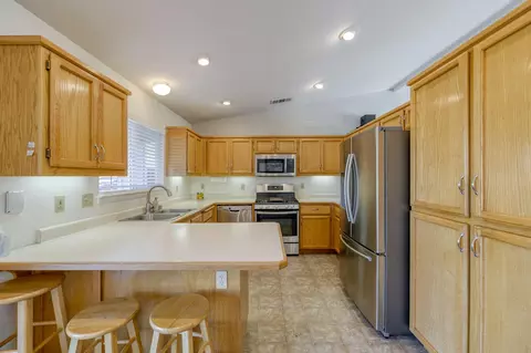 1436 Richland Way, Redding, CA 96003 photo 8