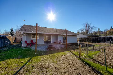 1436 Richland Way, Redding, CA 96003 photo 20