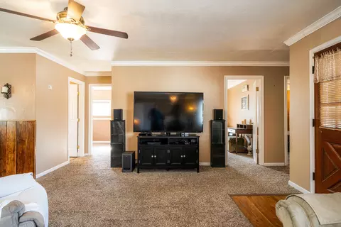1635 Ferry St, Anderson, CA 96007 photo 7