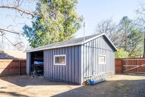 1635 Ferry St, Anderson, CA 96007 photo 31