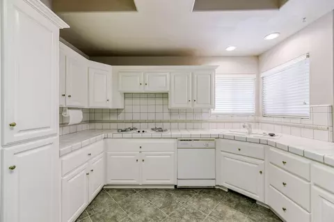 1039 Edgewater Ct, Redding, CA 96003 photo 16