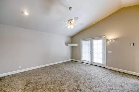 1039 Edgewater Ct, Redding, CA 96003 photo 20