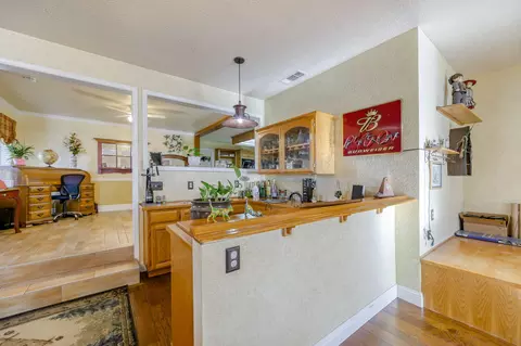 13545 Valley Creek Ln, Redding, CA 96003 photo 48