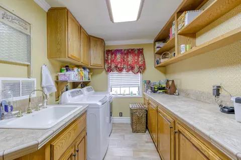 13545 Valley Creek Ln, Redding, CA 96003 photo 53