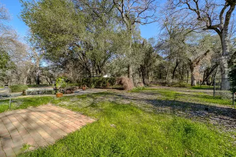13545 Valley Creek Ln, Redding, CA 96003 photo 27