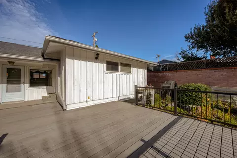 3015 Pioneer Dr, Redding, CA 96001 photo 32