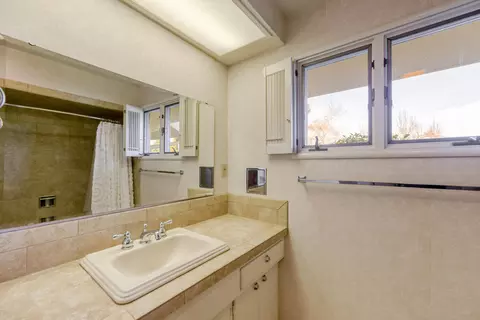 3015 Pioneer Dr, Redding, CA 96001 photo 19