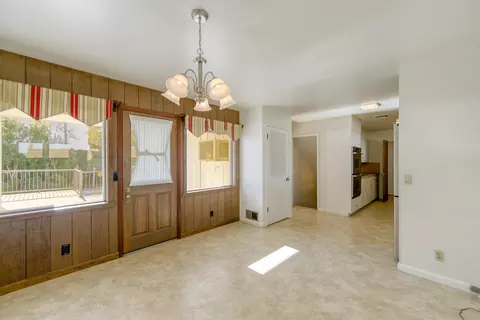 3015 Pioneer Dr, Redding, CA 96001 photo 11