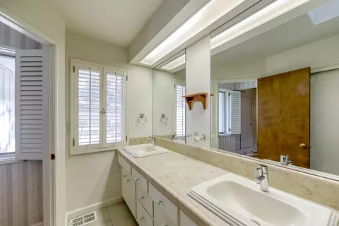 3015 Pioneer Dr, Redding, CA 96001 photo 18