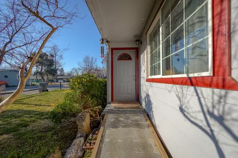 3358 Crest Dr, Anderson, CA 96007 photo 3