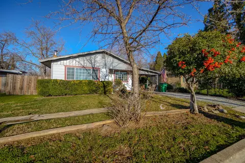 3358 Crest Dr, Anderson, CA 96007 photo 1