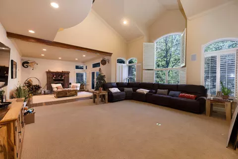 13355 Tierra Heights Rd, Redding, CA 96003 photo 7