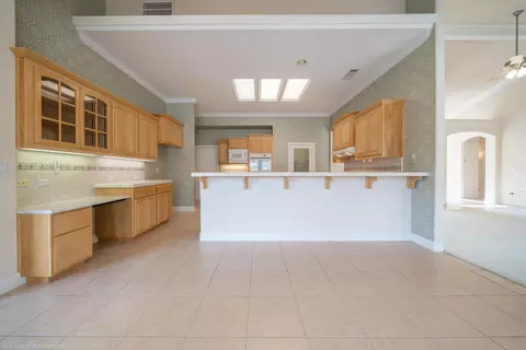1643 Spanish Bay Dr, Redding, CA 96003 photo 16
