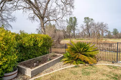 1643 Spanish Bay Dr, Redding, CA 96003 photo 45