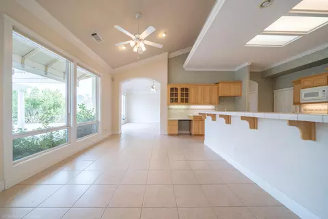 1643 Spanish Bay Dr, Redding, CA 96003 photo 14