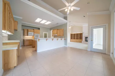 1643 Spanish Bay Dr, Redding, CA 96003 photo 15