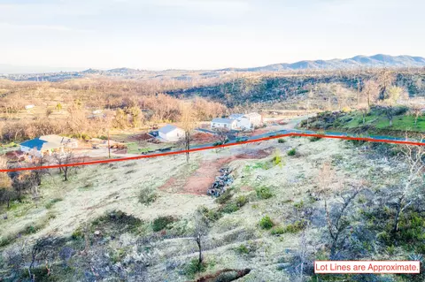 16280 Laurie Ann Ln, Redding, CA 96001 photo 3