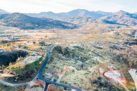 16280 Laurie Ann Ln, Redding, CA 96001 photo 7