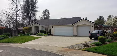 2905 Henrys Fork Dr, Redding, CA 96002 photo 3