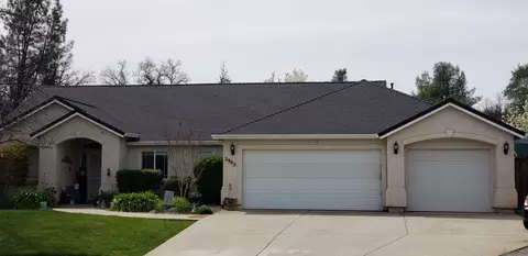 2905 Henrys Fork Dr, Redding, CA 96002 photo 2