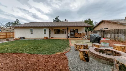 1479 Atajo Ct, Redding, CA 96003 photo 41