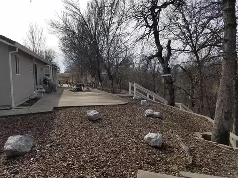 808 Paramount Way, Redding, CA 96003 photo 13