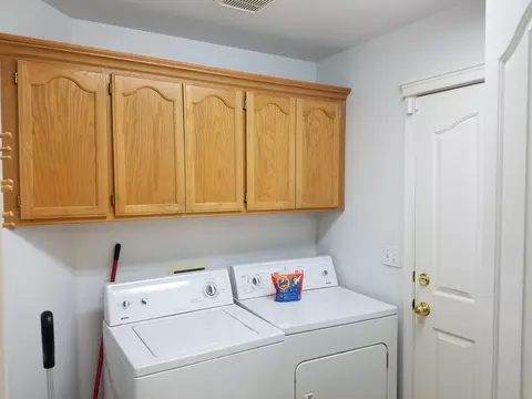 808 Paramount Way, Redding, CA 96003 photo 44