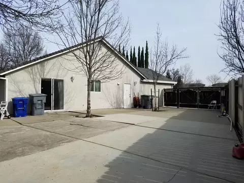 808 Paramount Way, Redding, CA 96003 photo 10