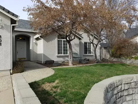 808 Paramount Way, Redding, CA 96003 photo 7
