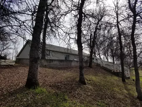 808 Paramount Way, Redding, CA 96003 photo 15