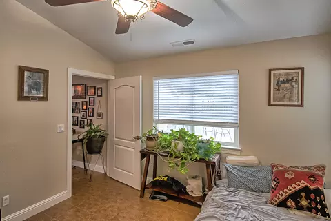 10673 Old Oregon Trl, Redding, CA 96003 photo 36
