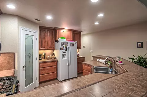 10673 Old Oregon Trl, Redding, CA 96003 photo 31