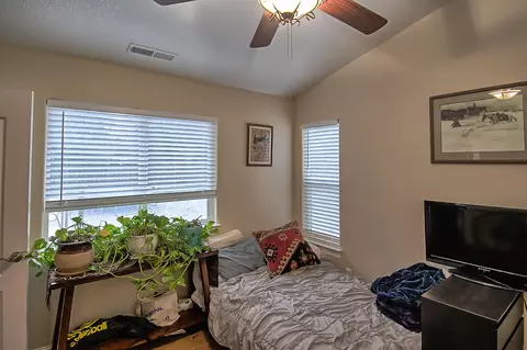 10673 Old Oregon Trl, Redding, CA 96003 photo 35