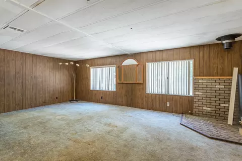 13951 Shangrila Dr, Redding, CA 96003 photo 3